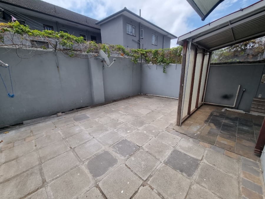 2 Bedroom Property for Sale in Wynberg Western Cape